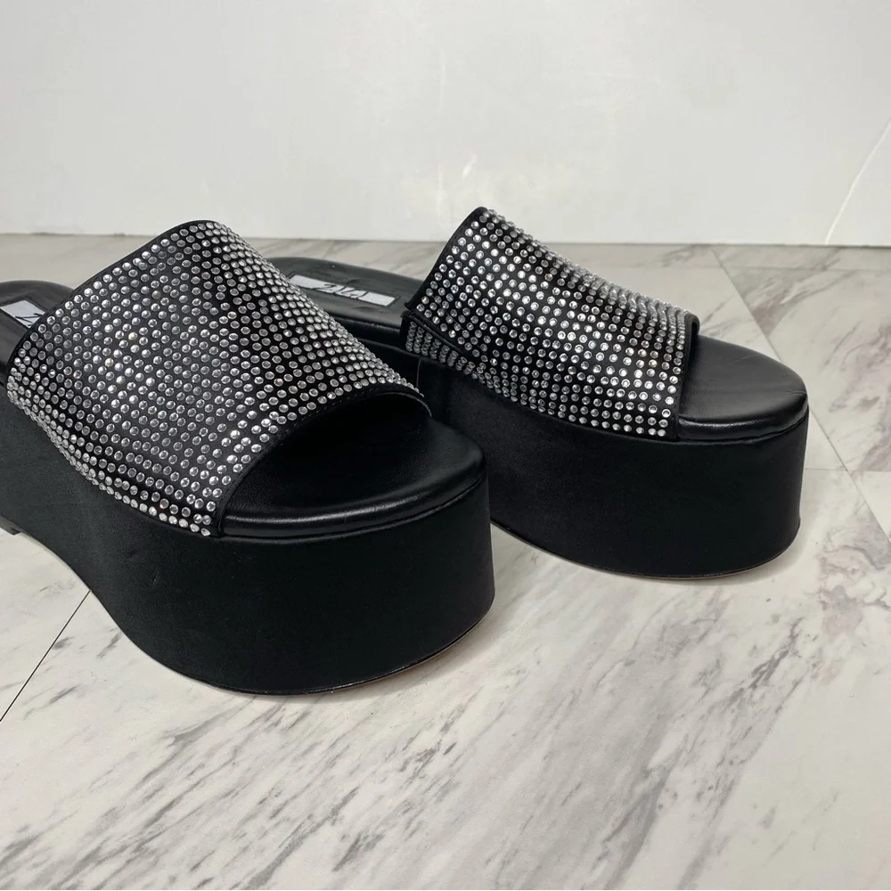 Zigi Gio Jewel Black Platform Slide Sandal 7
